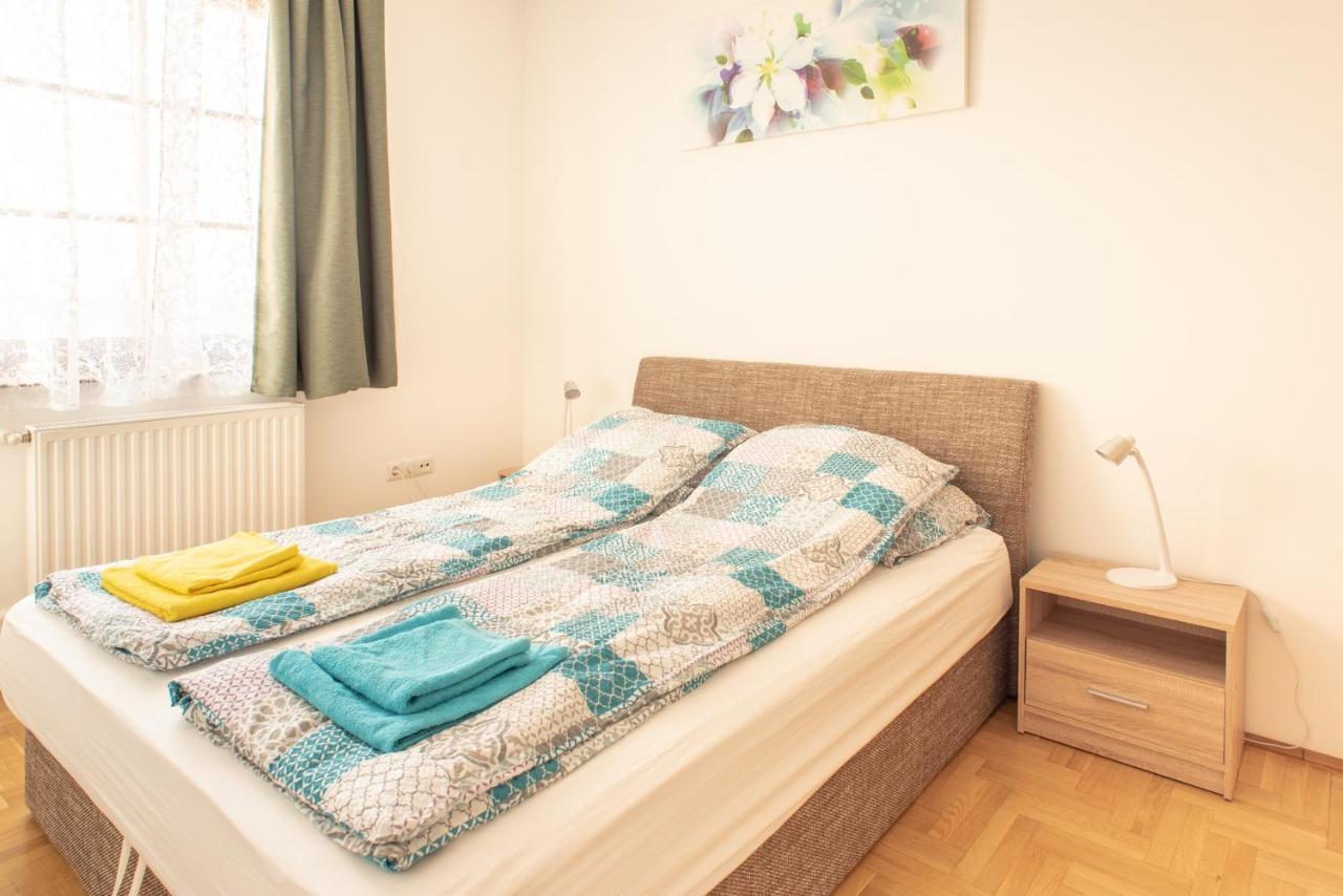 Modor Apartman Alsópáhok Екстериор снимка