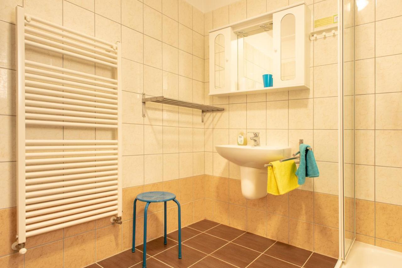 Modor Apartman Alsópáhok Екстериор снимка